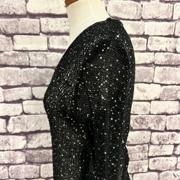 Questions Pullover V-Neck Black W/ Sequins Pullover Sweater Size M - Picture 5 of 9